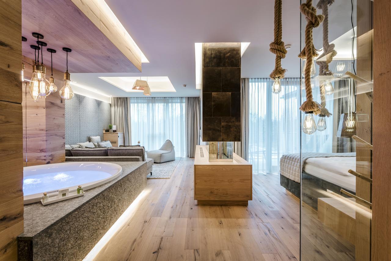 Genussdorf Gmachl - Hotel & Spa Bergheim Dış mekan fotoğraf
